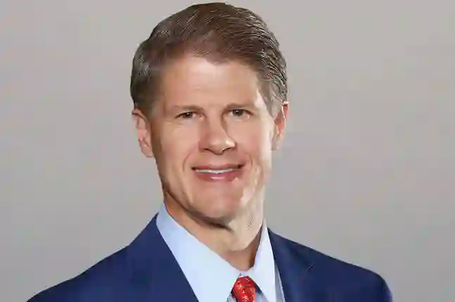 Clark Hunt Wiki and his Net Worth